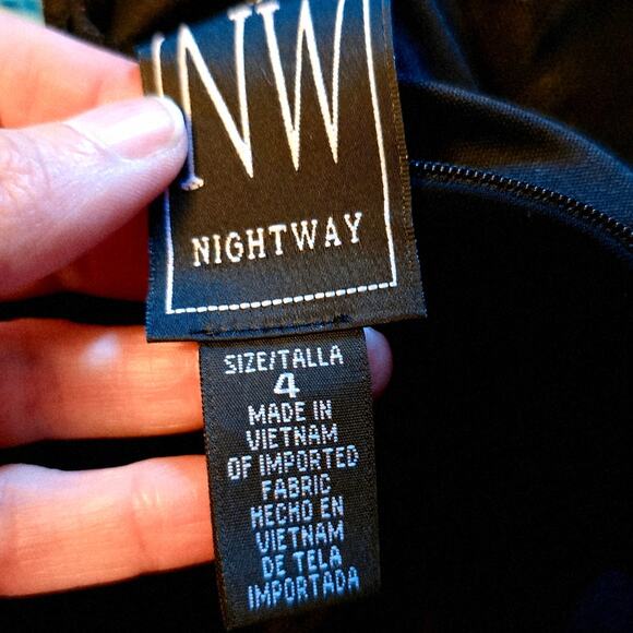 NW Nightway semi sheer paneled mermaid dress size 4 - Picture 4 of 5